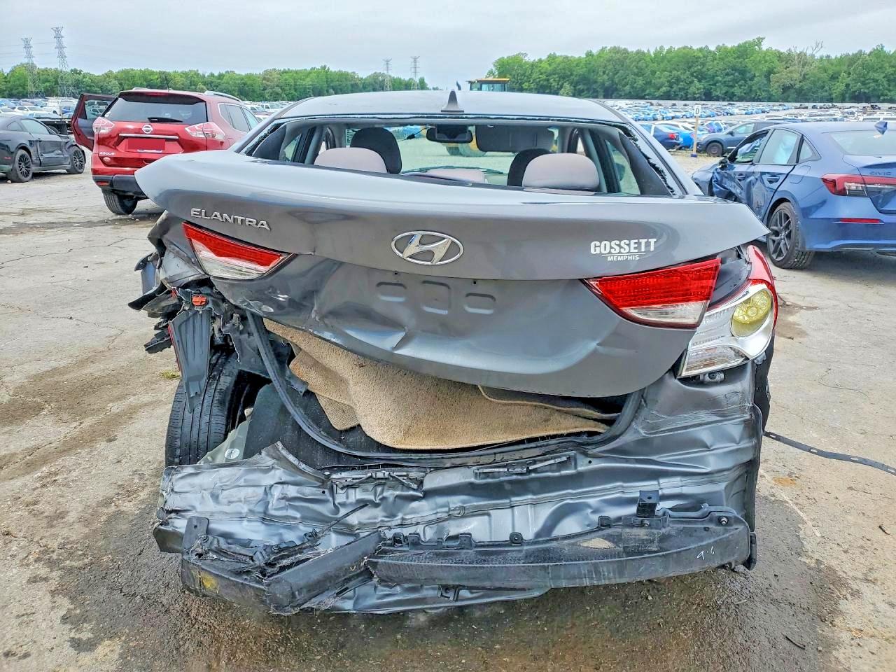 2013 HYUNDAI ELANTRA GLS photo 11