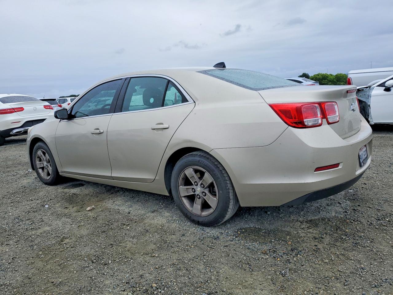 2013 CHEVROLET MALIBU LS photo 2