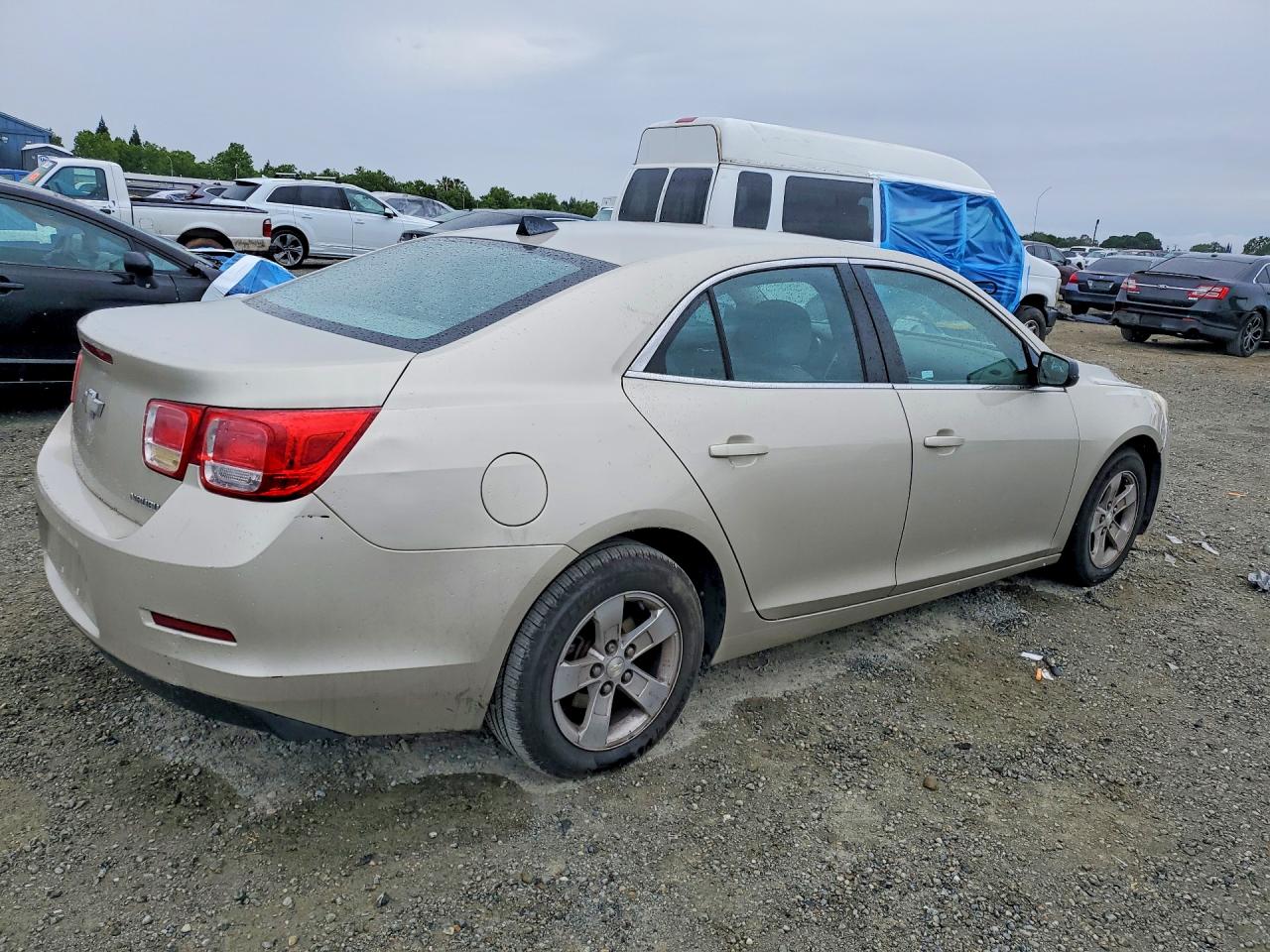 2013 CHEVROLET MALIBU LS photo 3