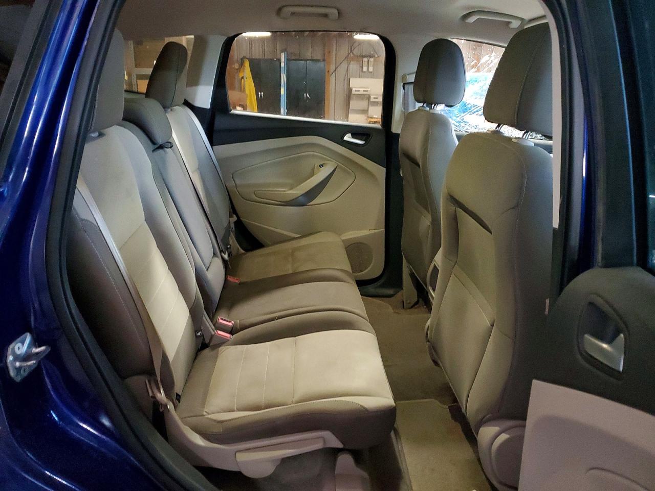 2016 FORD ESCAPE SE photo 11