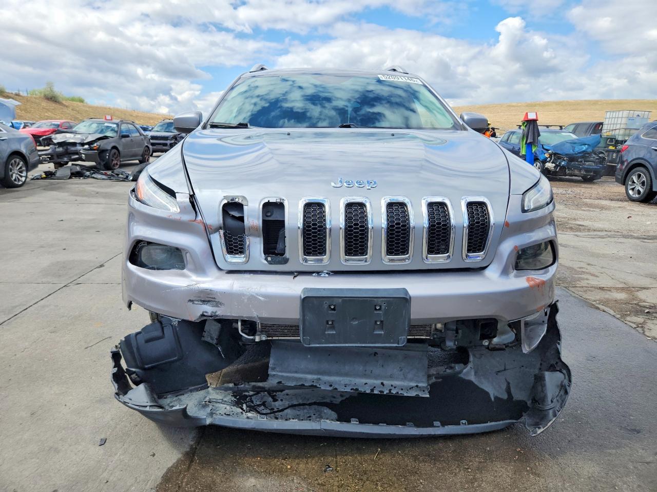 2017 JEEP CHEROKEE LATITUDE photo 5