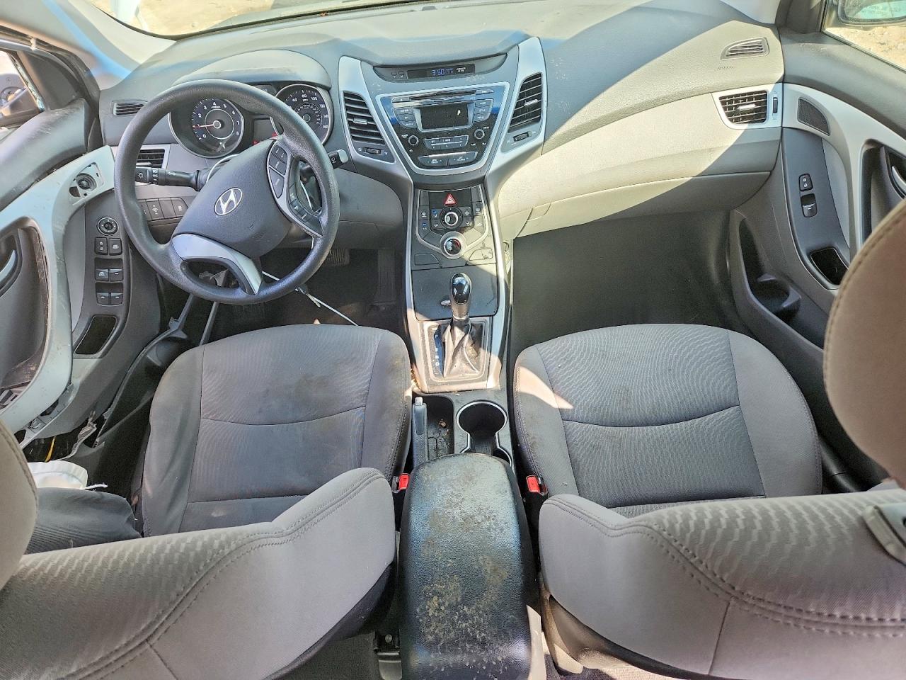 2015 HYUNDAI ELANTRA SE photo 15
