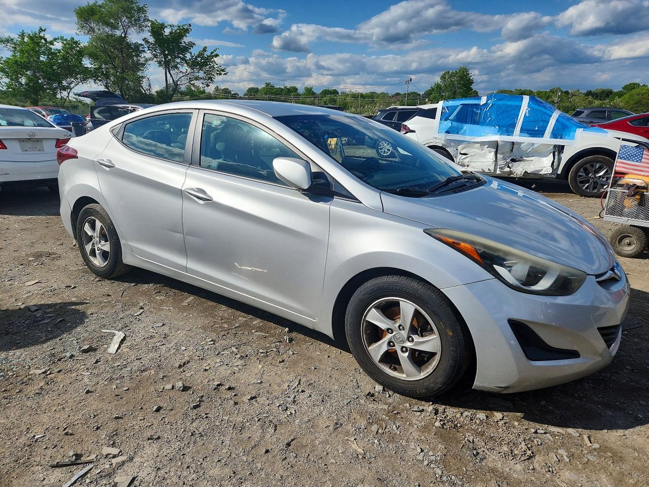 2015 HYUNDAI ELANTRA SE photo 7