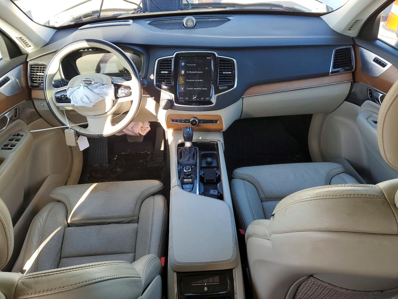 2018 VOLVO XC90 T6 photo 22