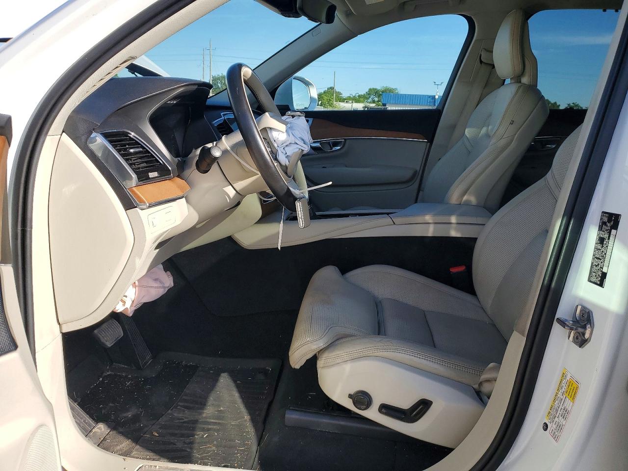 2018 VOLVO XC90 T6 photo 19