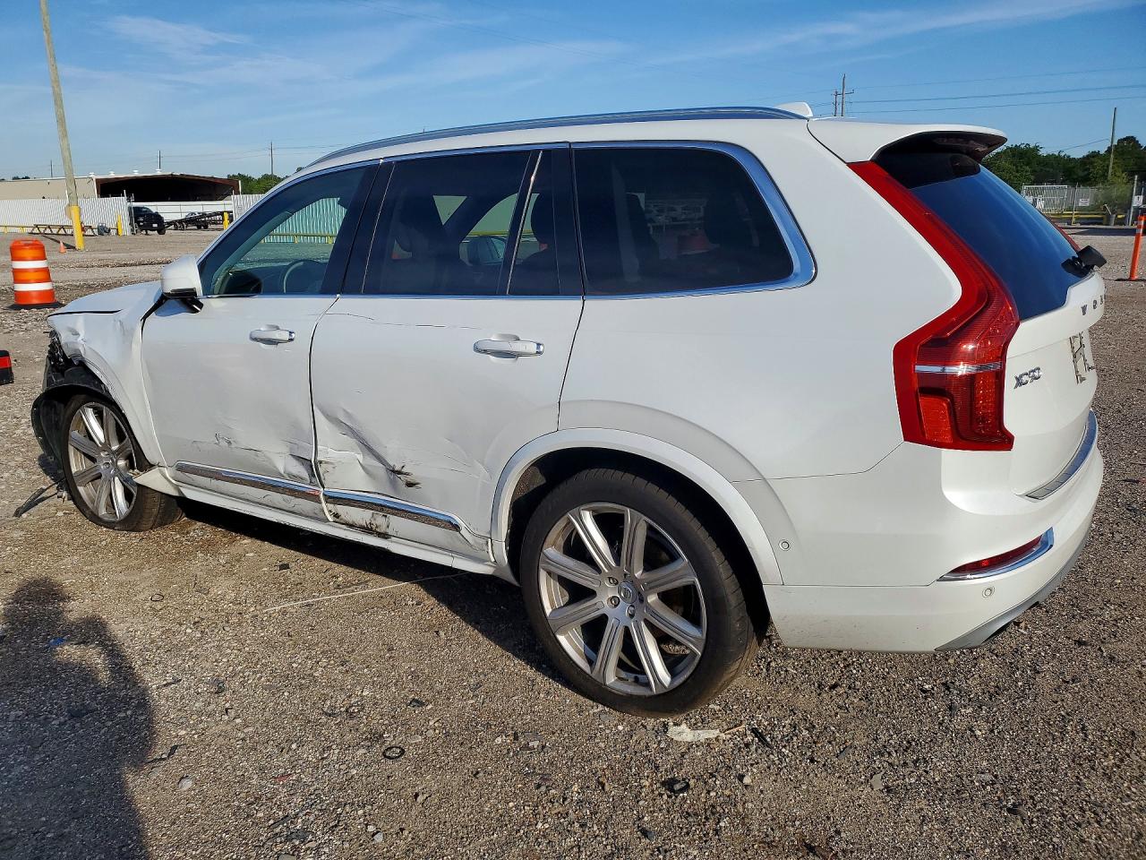 2018 VOLVO XC90 T6 photo 4