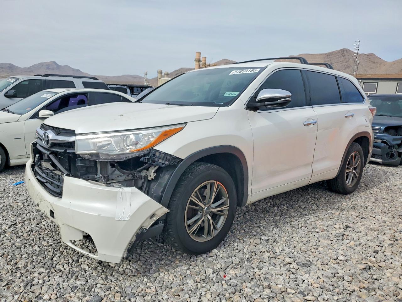 2016 TOYOTA HIGHLANDER