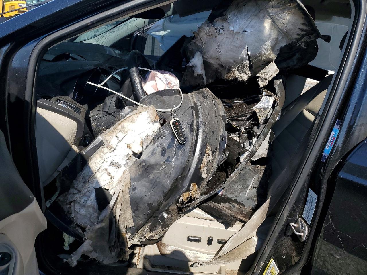 2014 FORD ESCAPE TITANIUM photo 19