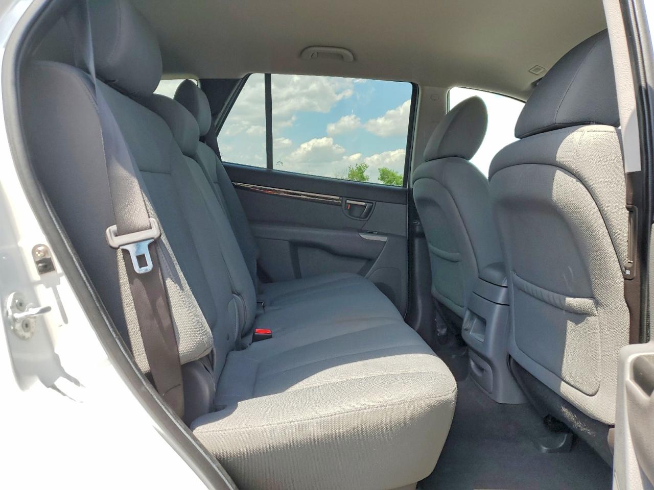 2010 HYUNDAI SANTA FE GLS photo 21