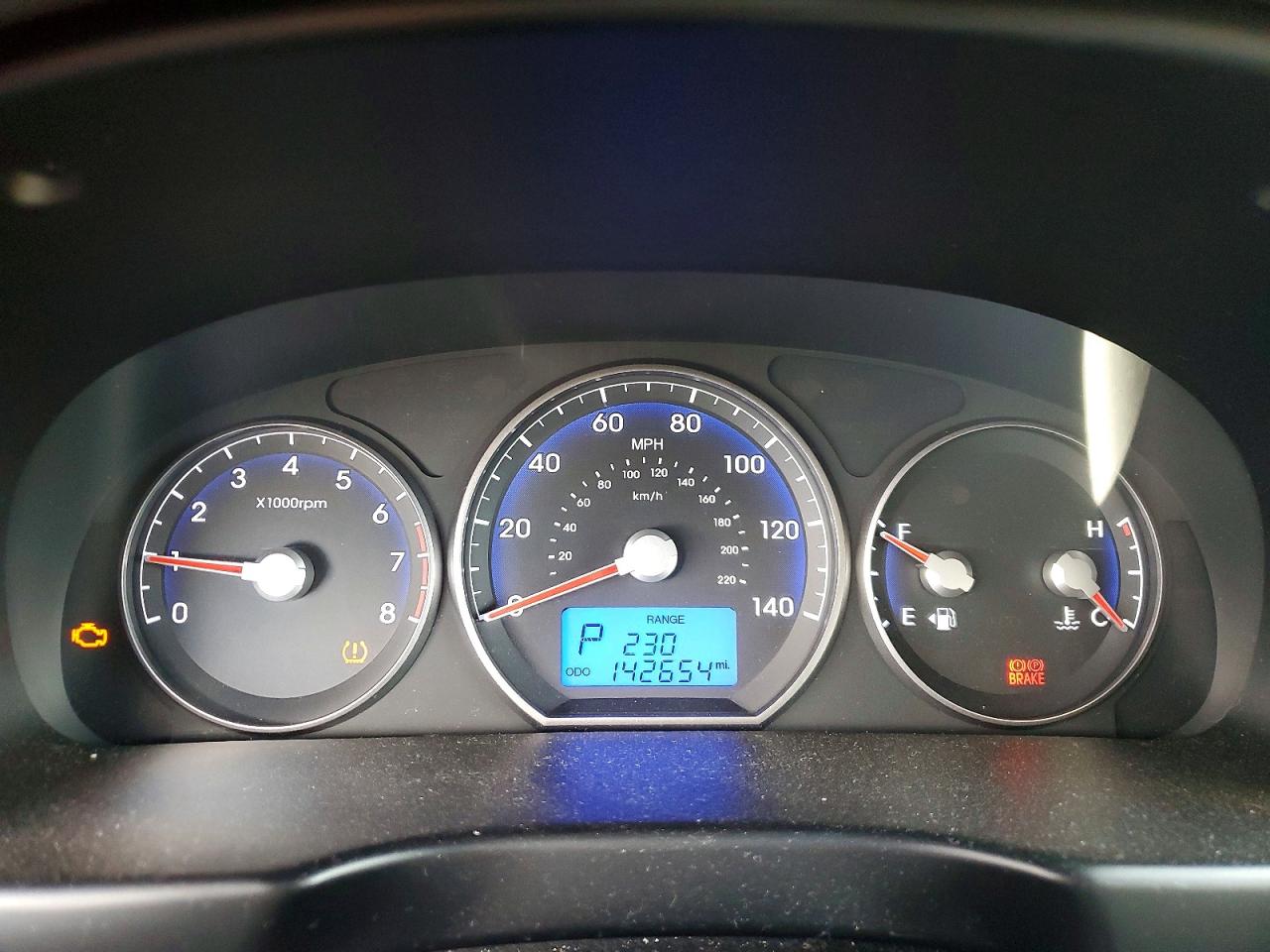 2010 HYUNDAI SANTA FE GLS photo 17