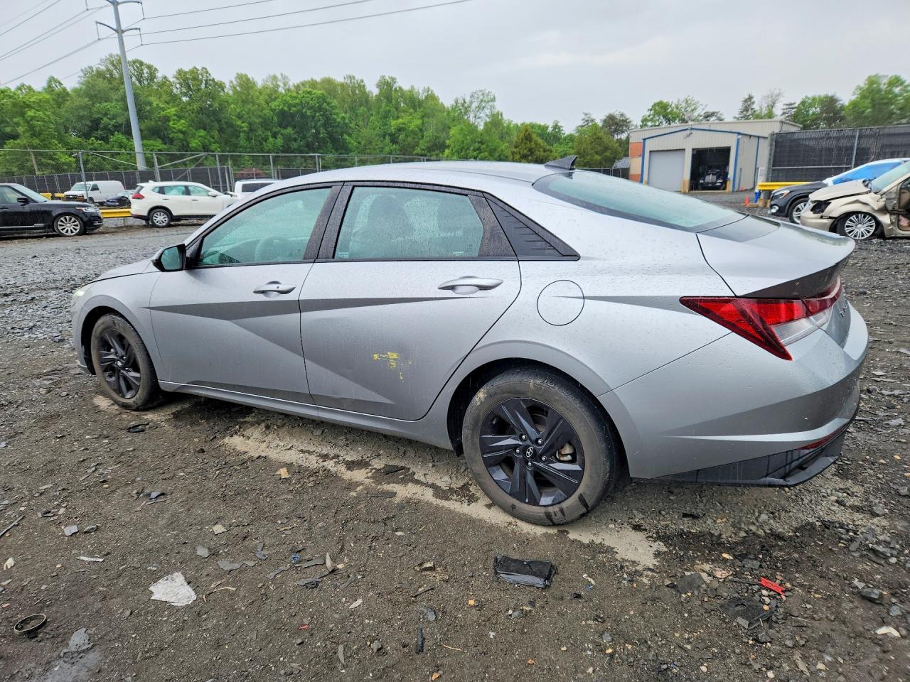 2022 HYUNDAI ELANTRA SEL photo 3