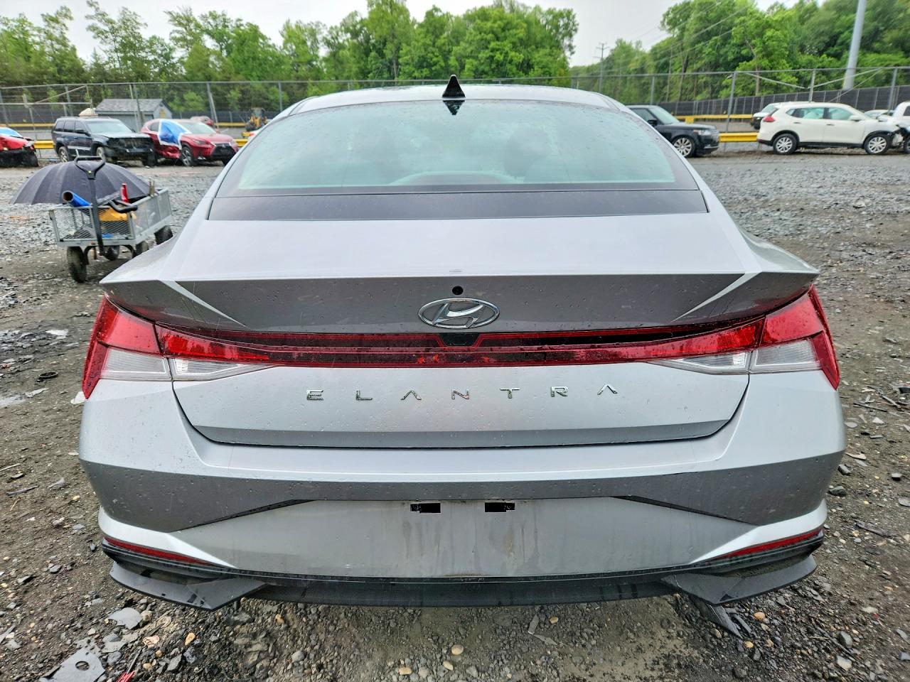 2022 HYUNDAI ELANTRA SEL photo 11