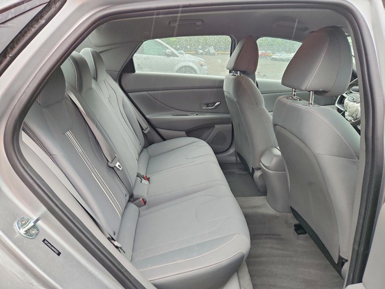 2022 HYUNDAI ELANTRA SEL photo 19