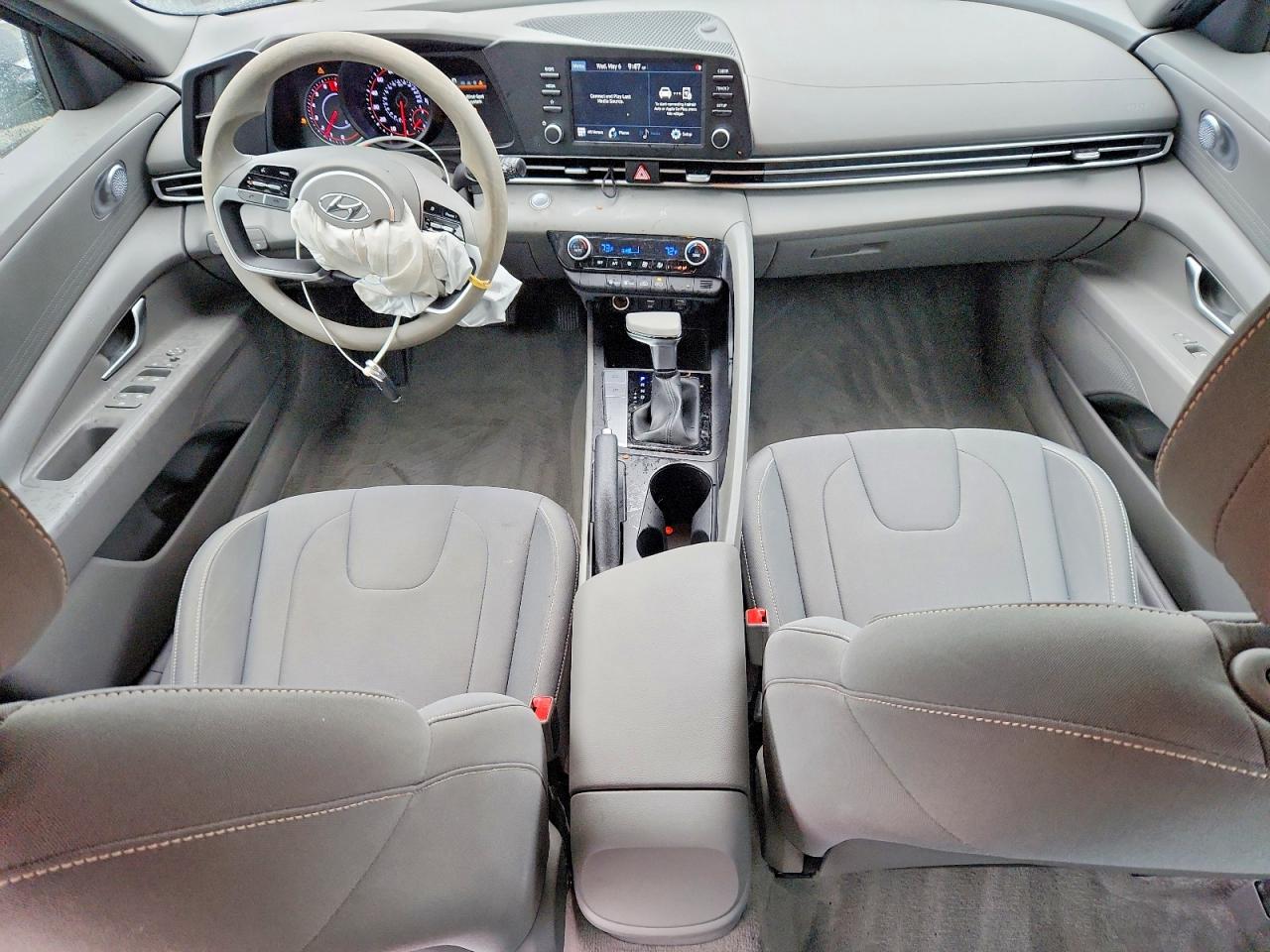 2022 HYUNDAI ELANTRA SEL photo 15