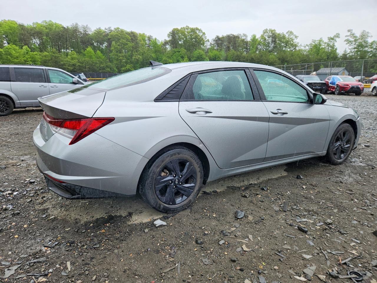 2022 HYUNDAI ELANTRA SEL photo 5