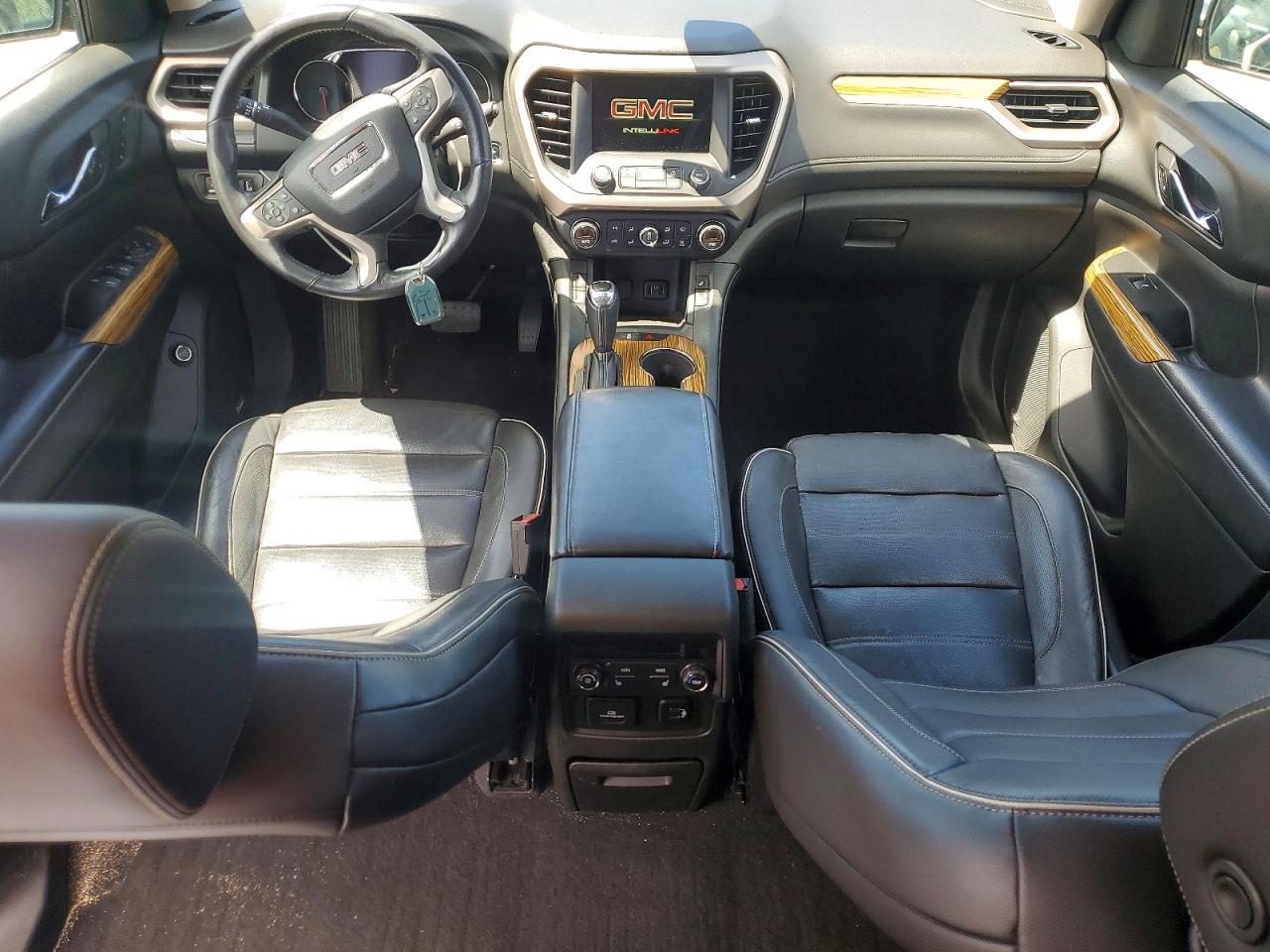 2017 GMC ACADIA DENALI photo 15