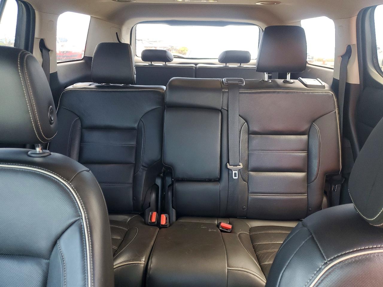 2017 GMC ACADIA DENALI photo 19