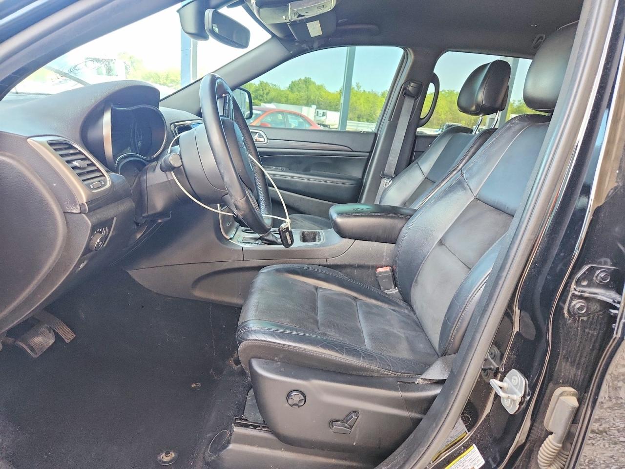 2019 JEEP GRAND CHEROKEE LAREDO photo 13
