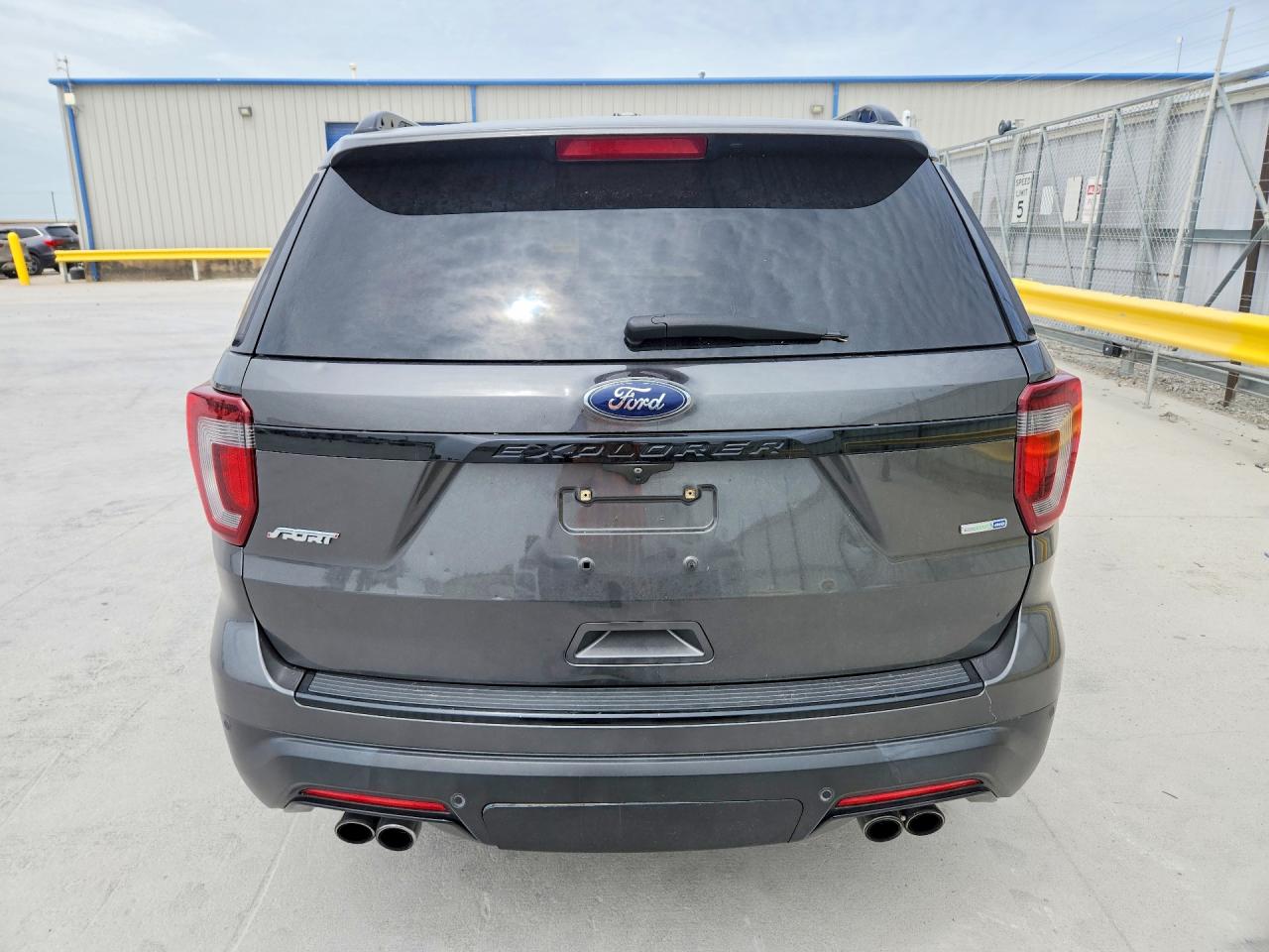 2018 FORD EXPLORER SPORT photo 11