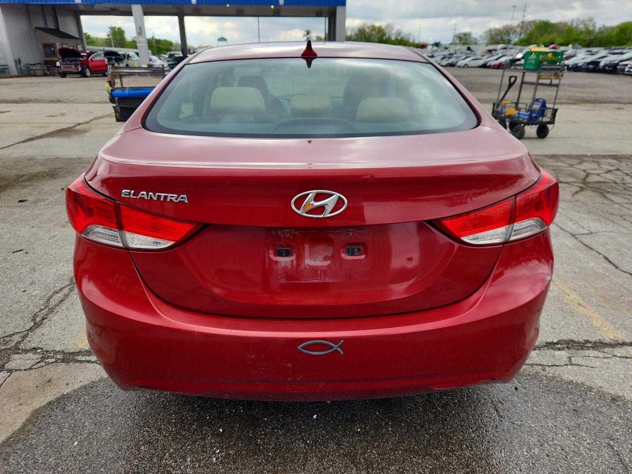 2013 HYUNDAI ELANTRA GLS photo 16