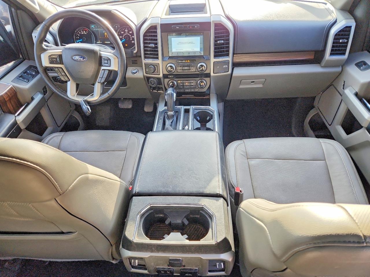 2017 FORD F150 SUPERCREW photo 22