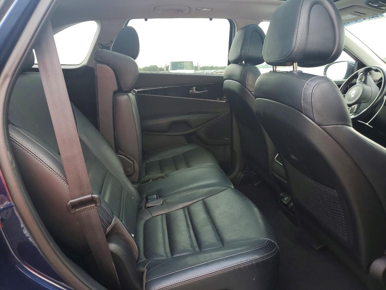 2016 KIA SORENTO EX photo 11