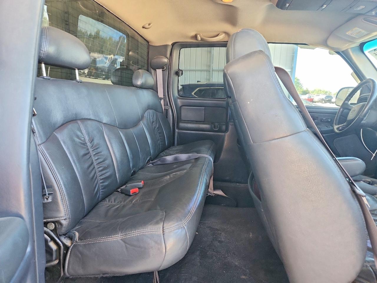 2002 CHEVROLET SILVERADO K2500 HEAVY DUTY photo 28