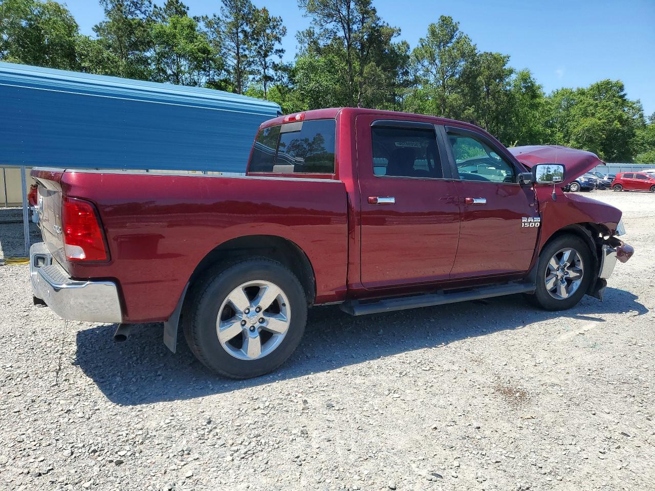 2016 RAM 1500 SLT photo 5
