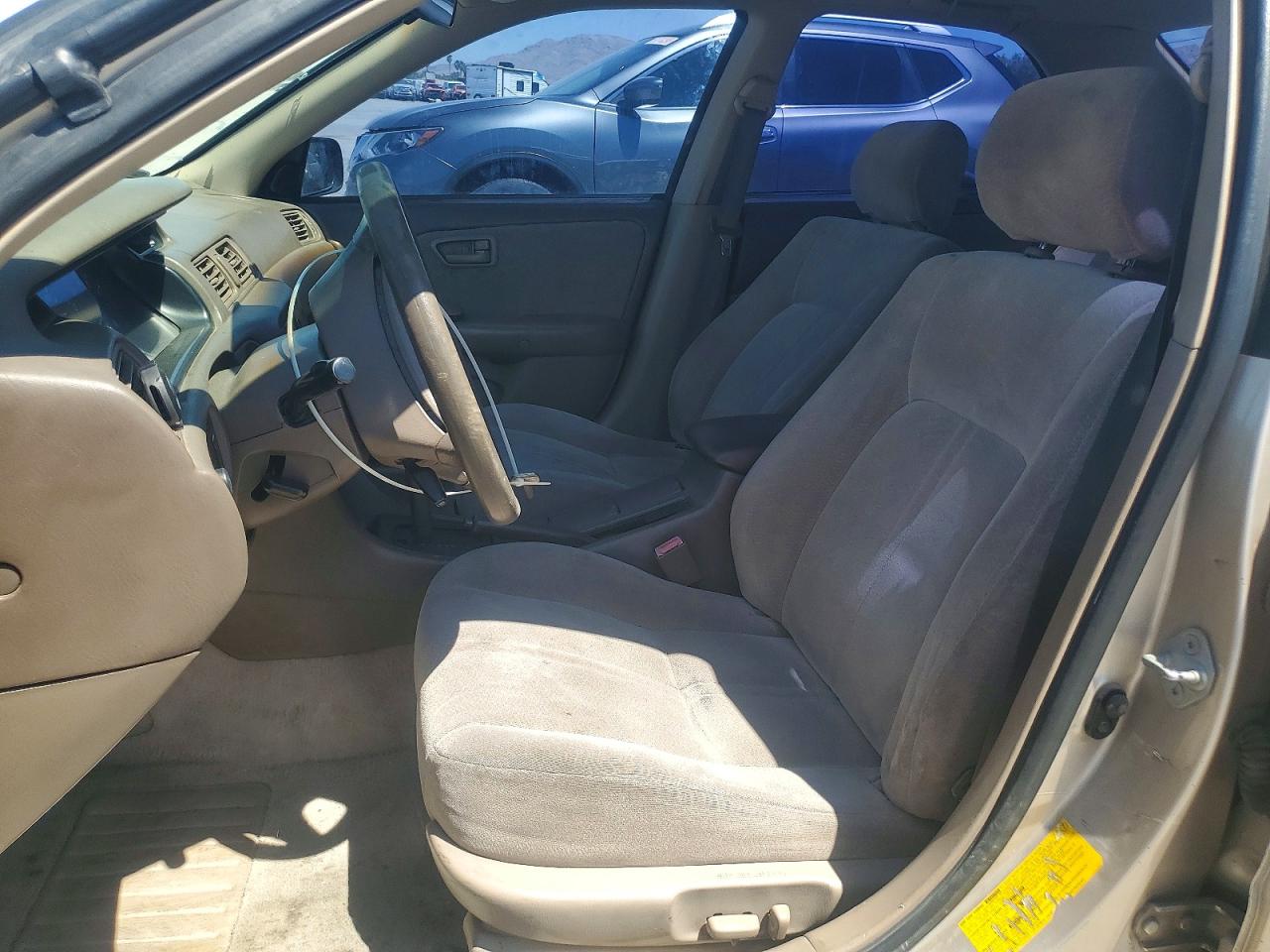 1999 TOYOTA CAMRY LE V6 photo 7
