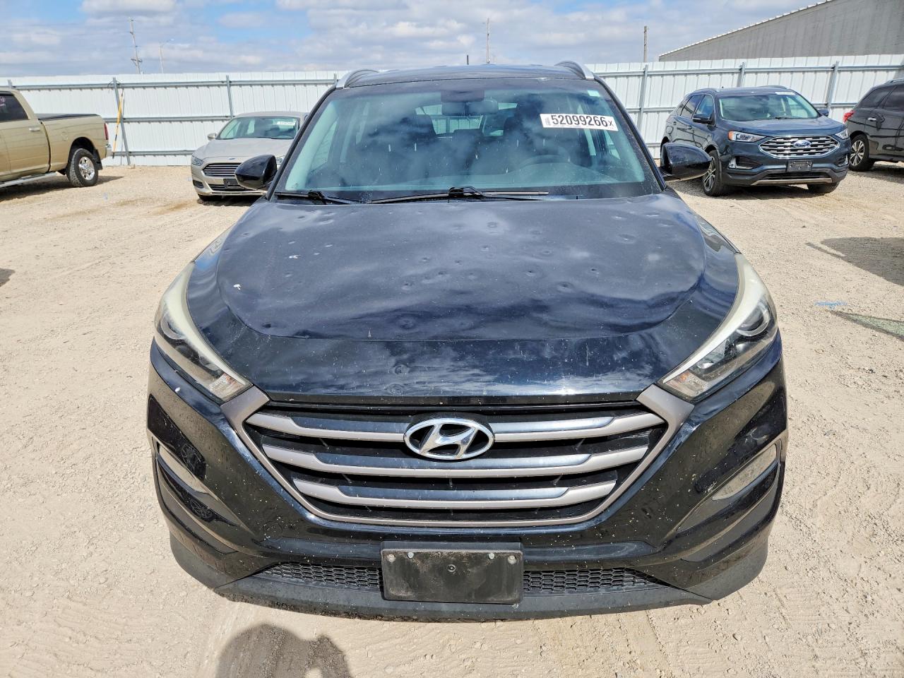 2016 HYUNDAI TUCSON SE photo 5