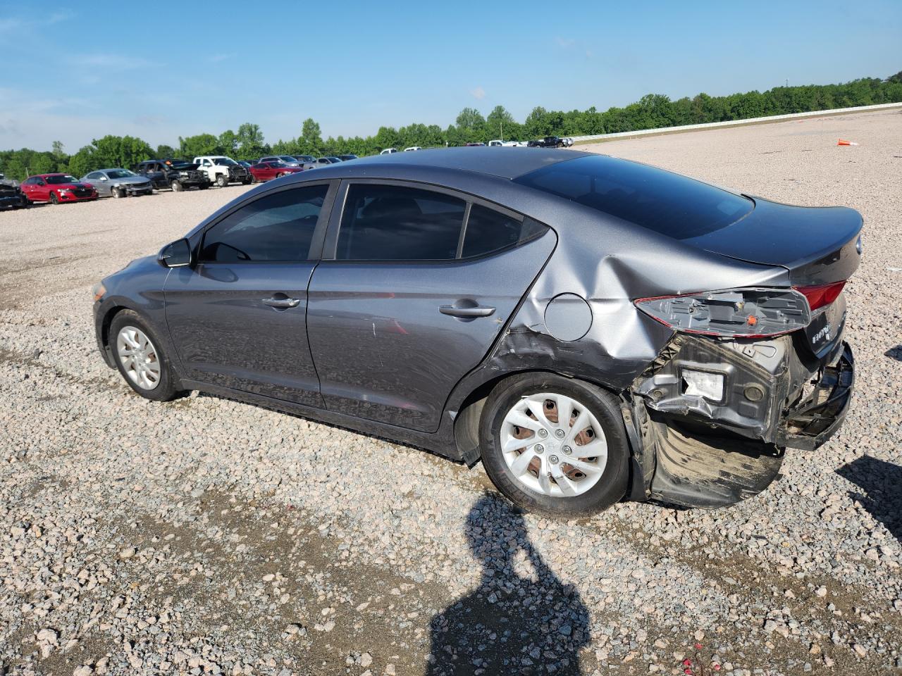 2018 HYUNDAI ELANTRA SE photo 4