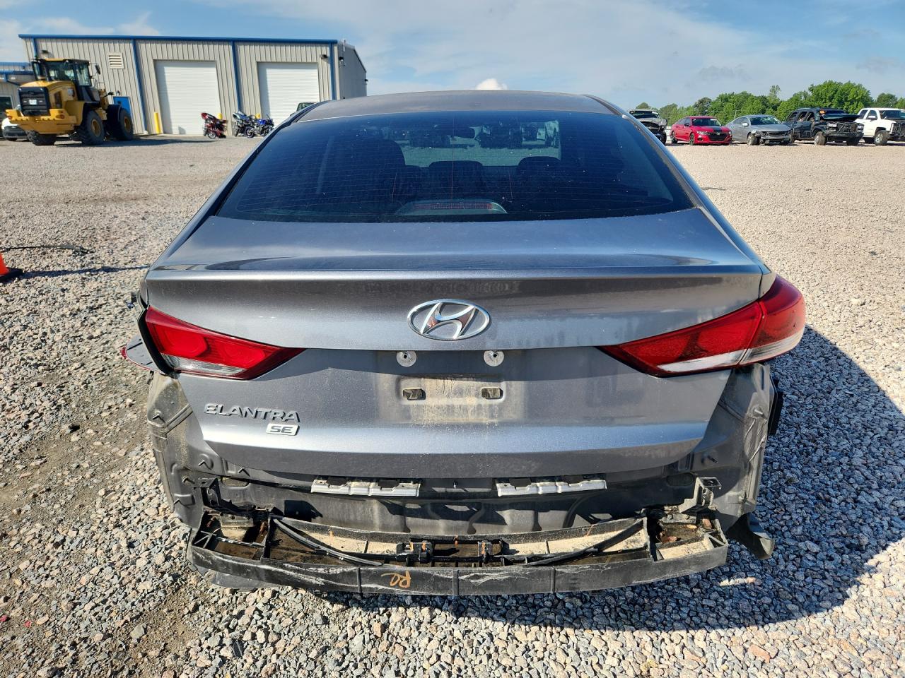 2018 HYUNDAI ELANTRA SE photo 16