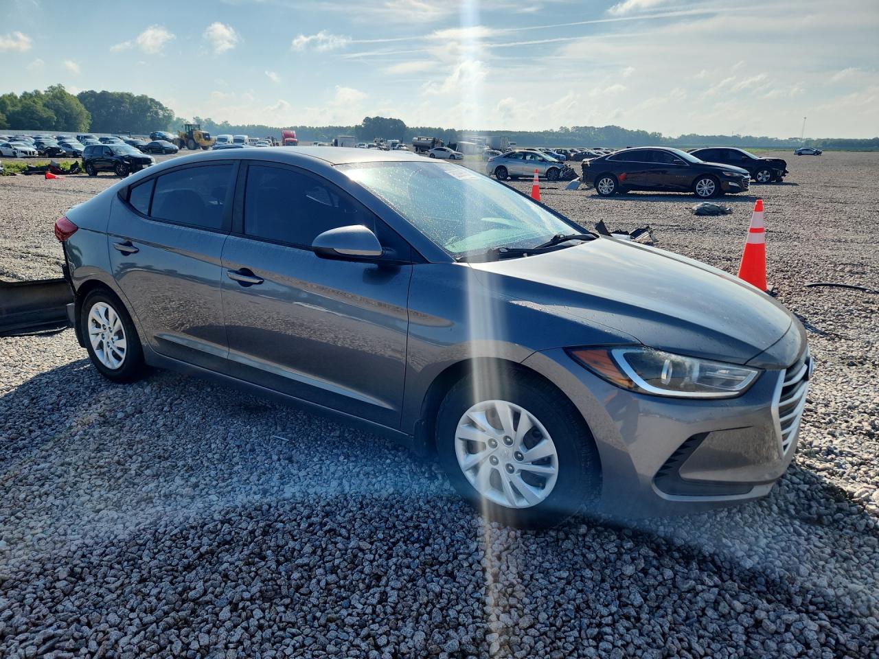 2018 HYUNDAI ELANTRA SE photo 10