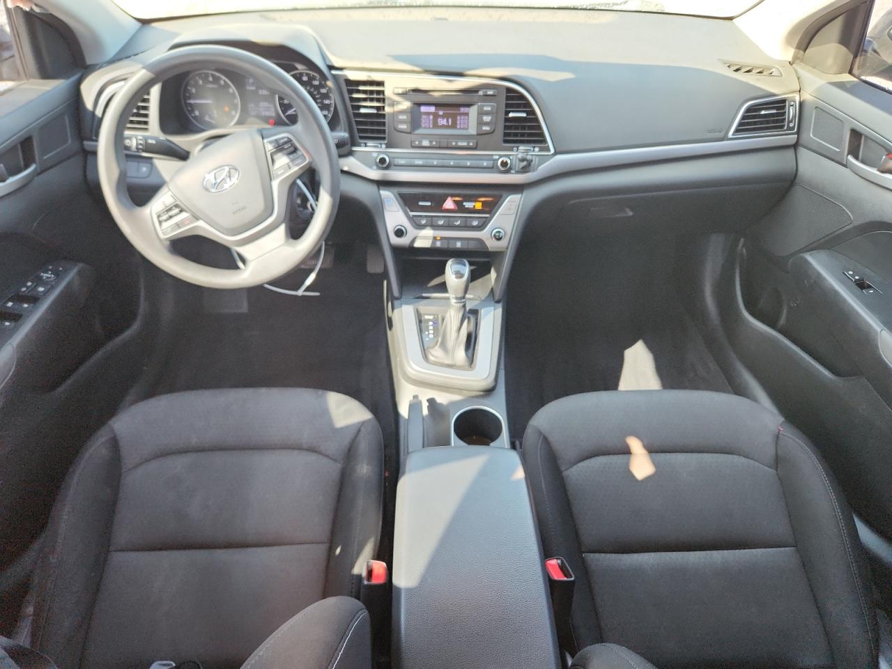 2018 HYUNDAI ELANTRA SE photo 22
