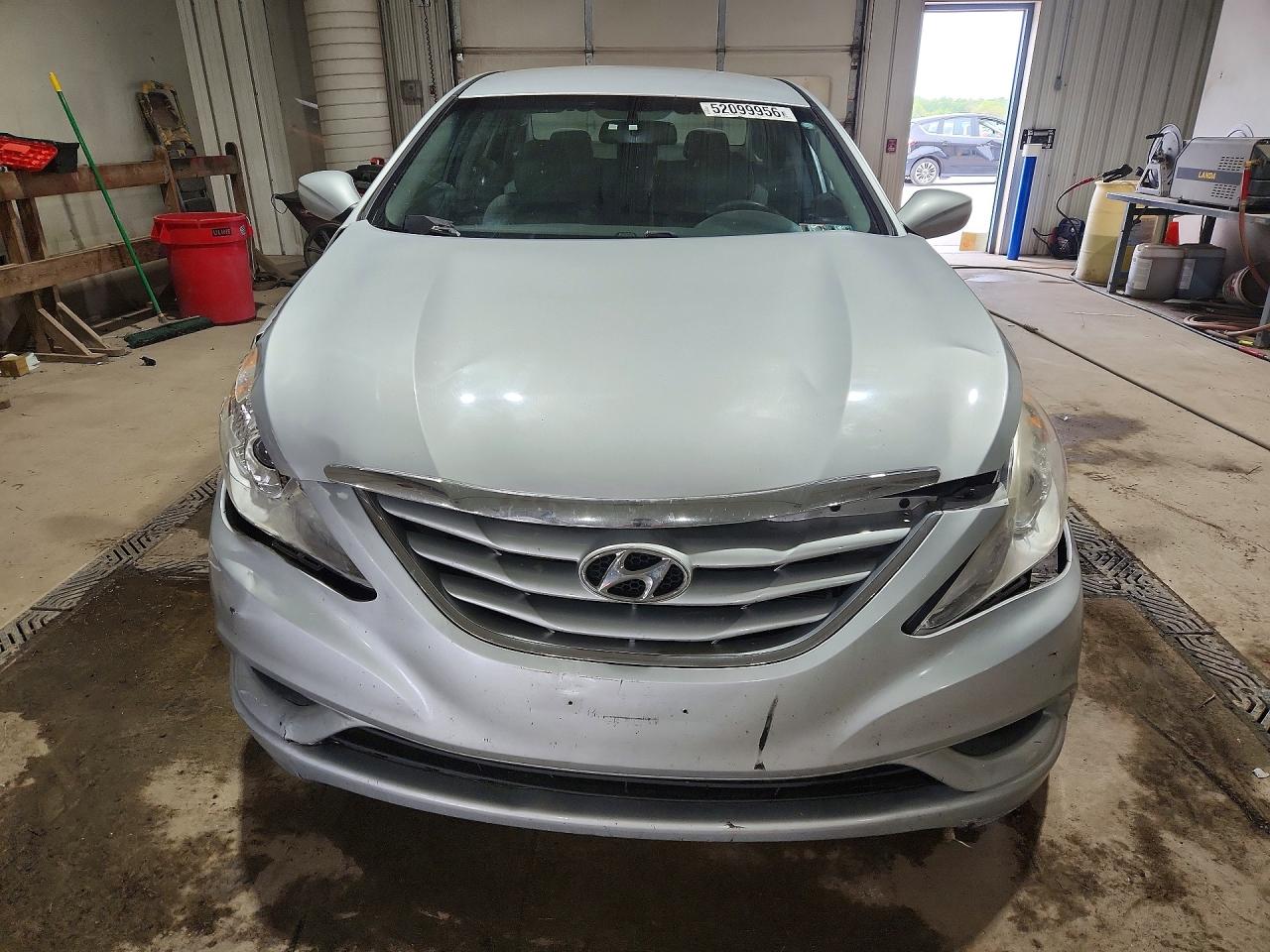 2012 HYUNDAI SONATA GLS photo 9