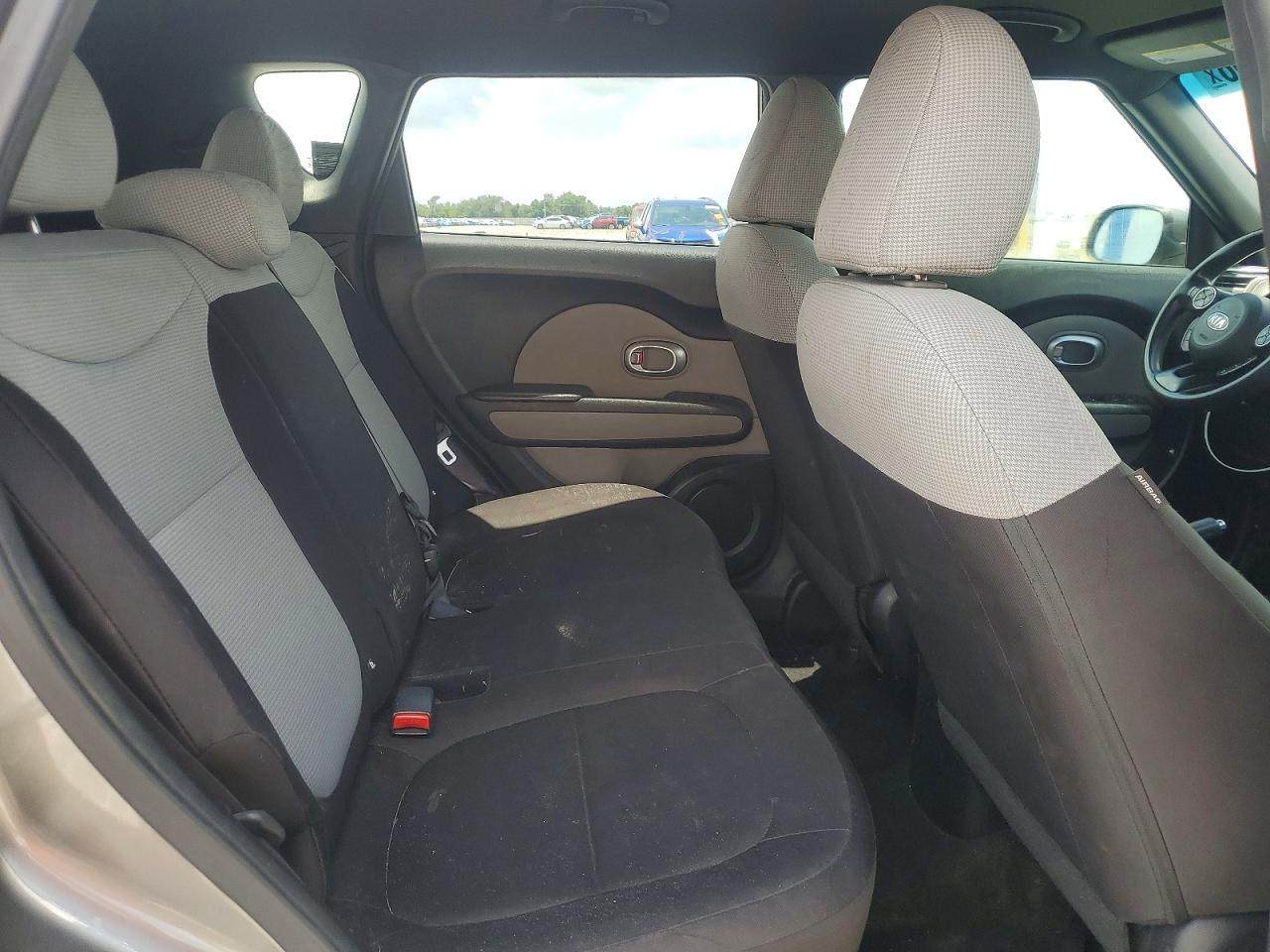 2016 KIA SOUL BASE photo 28