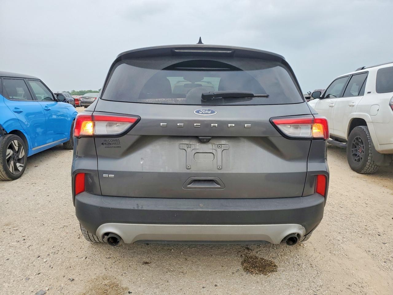 2022 FORD ESCAPE SE photo 11
