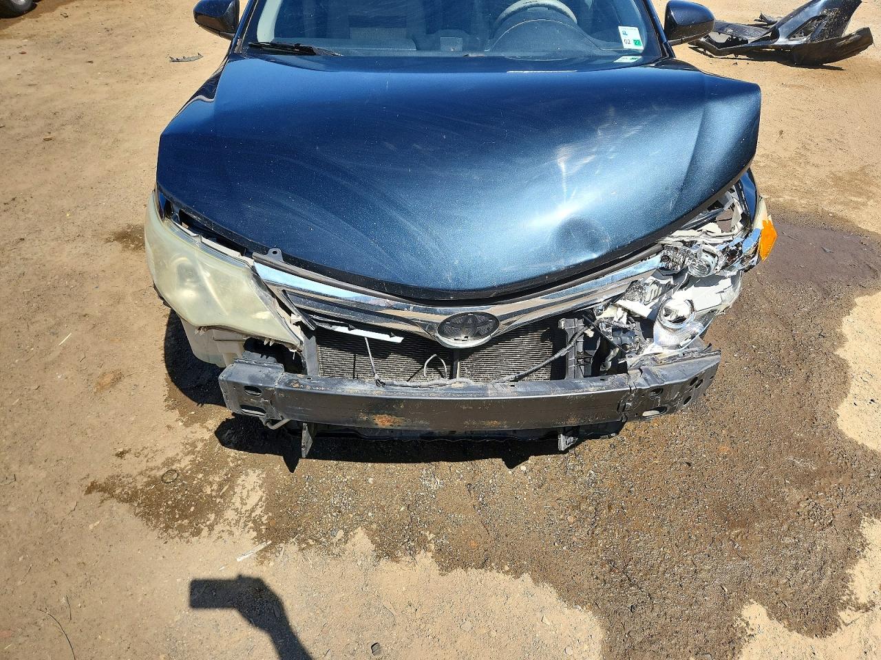 2014 TOYOTA CAMRY LE photo 21