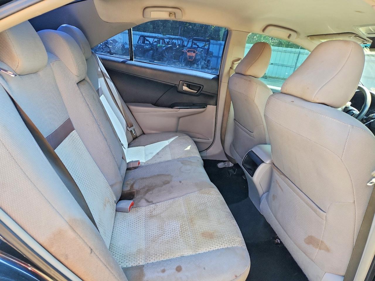 2014 TOYOTA CAMRY LE photo 19