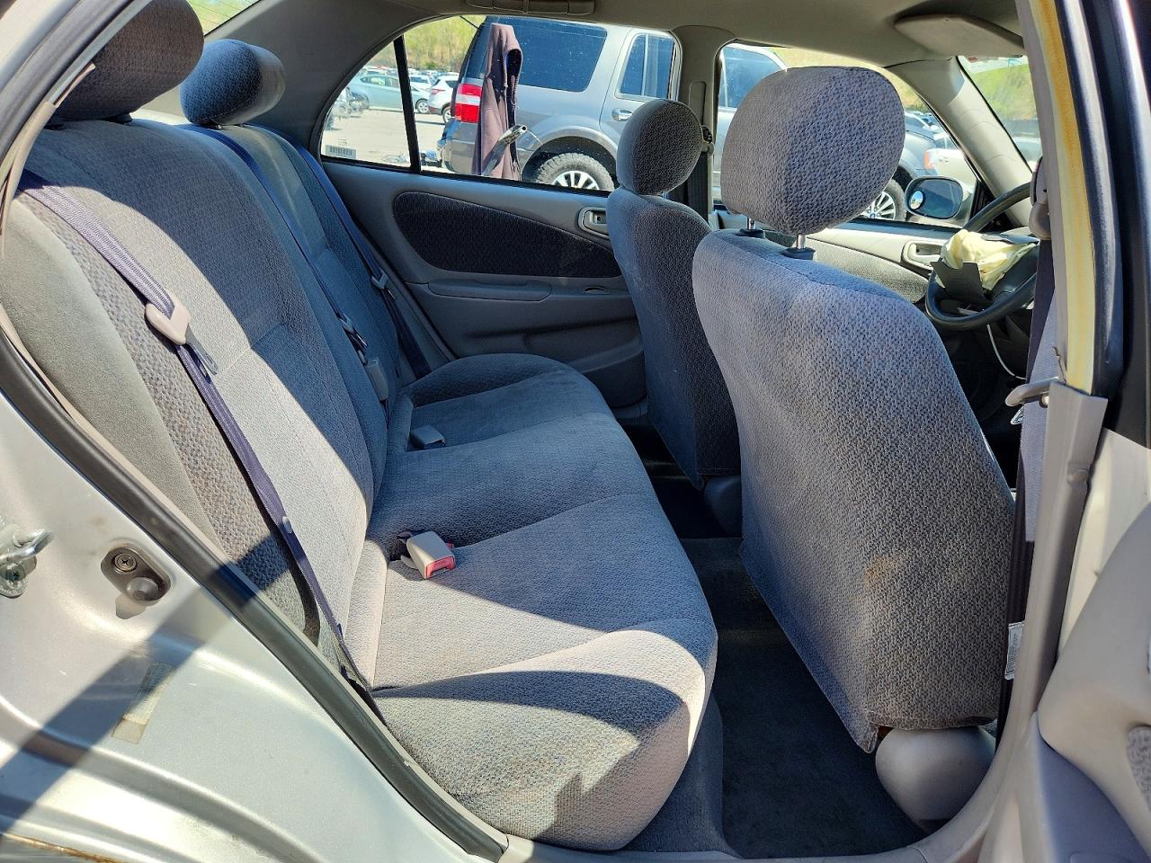 2001 TOYOTA COROLLA LE photo 19