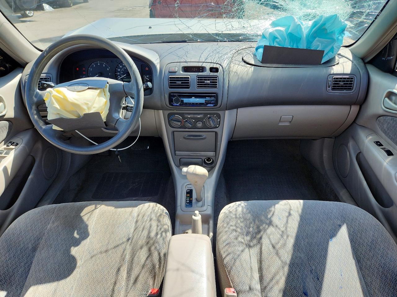 2001 TOYOTA COROLLA LE photo 15