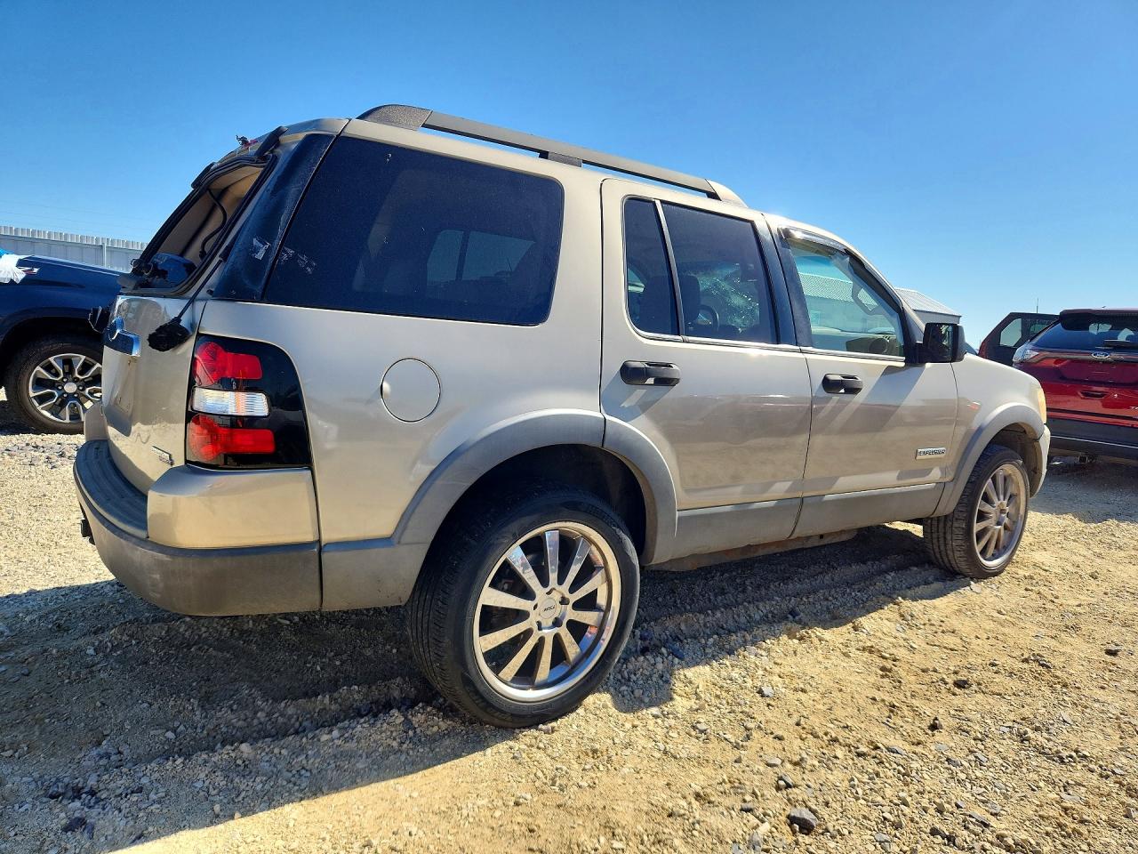 2006 FORD EXPLORER XLT photo 7