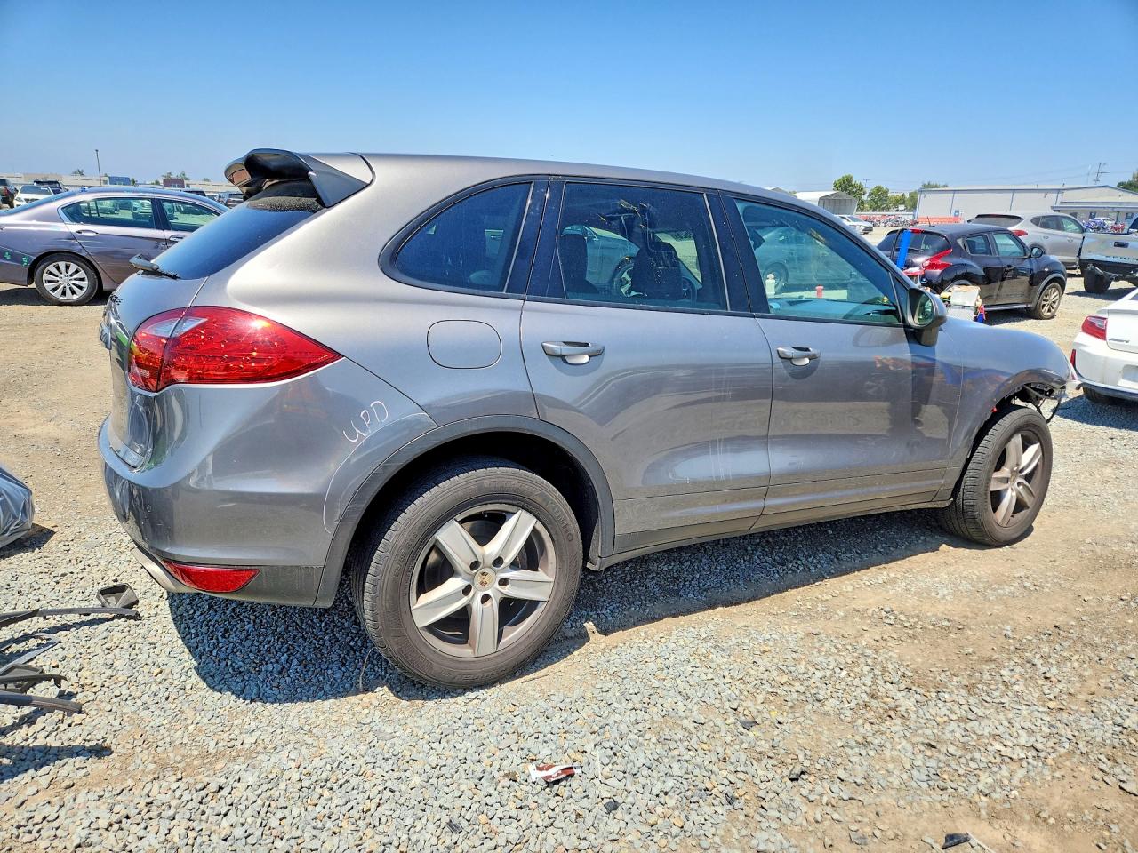 2012 PORSCHE CAYENNE photo 7