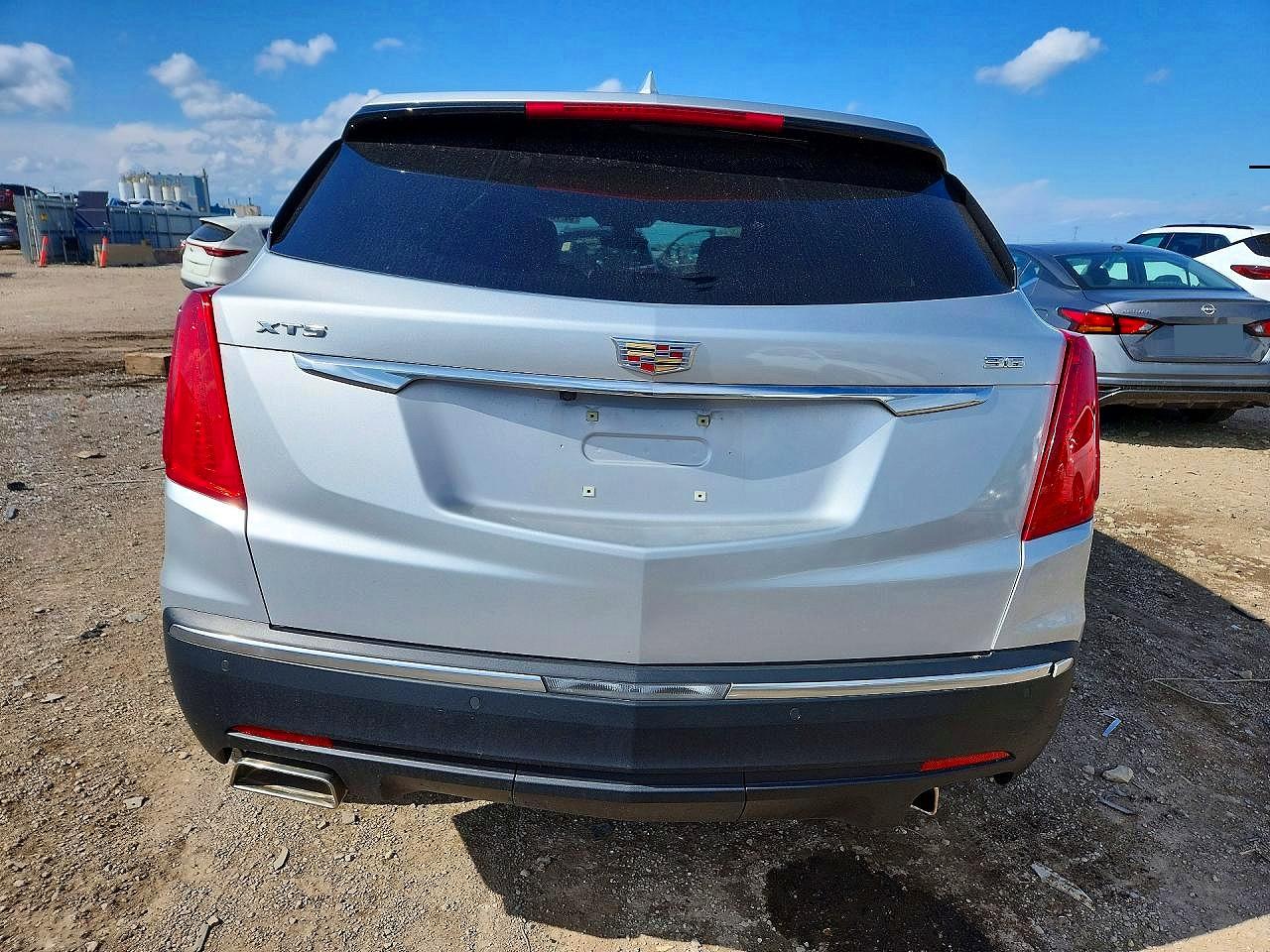 2017 CADILLAC XT5 LUXURY photo 11