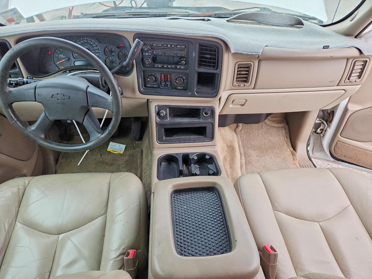 2003 CHEVROLET SUBURBAN C1500 photo 15