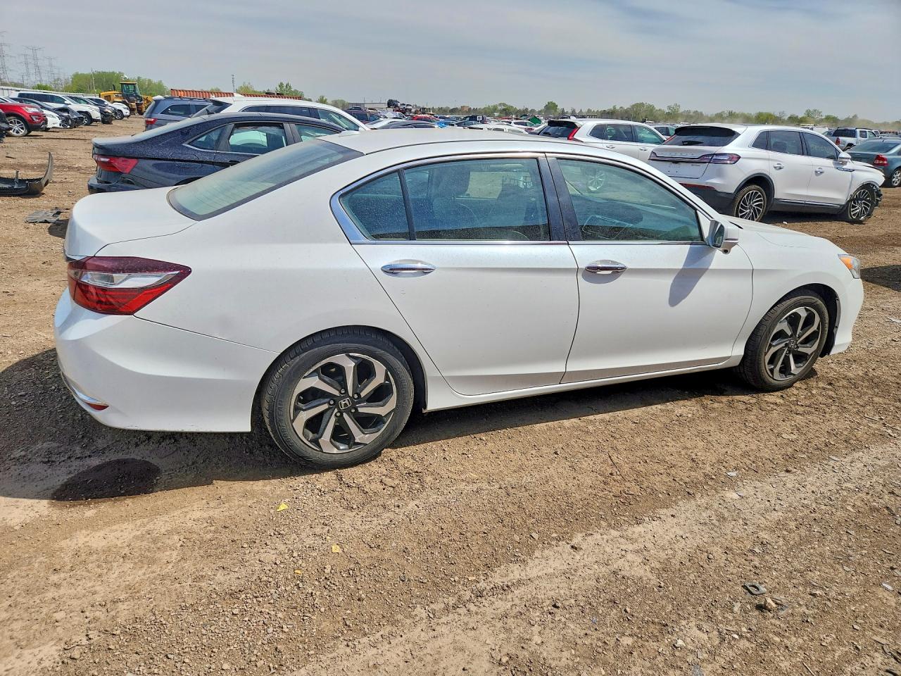2017 HONDA ACCORD EXL photo 5
