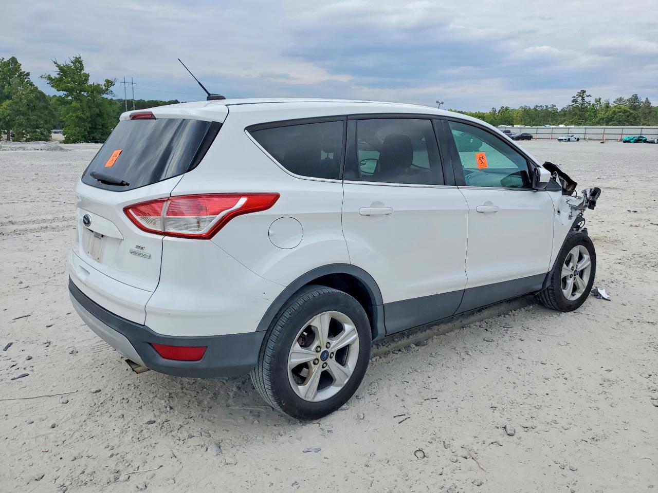 2015 FORD ESCAPE SEL photo 3