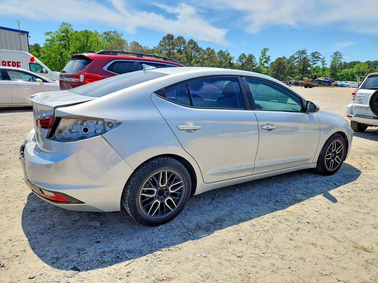 2019 HYUNDAI ELANTRA VALUE EDITION photo 7