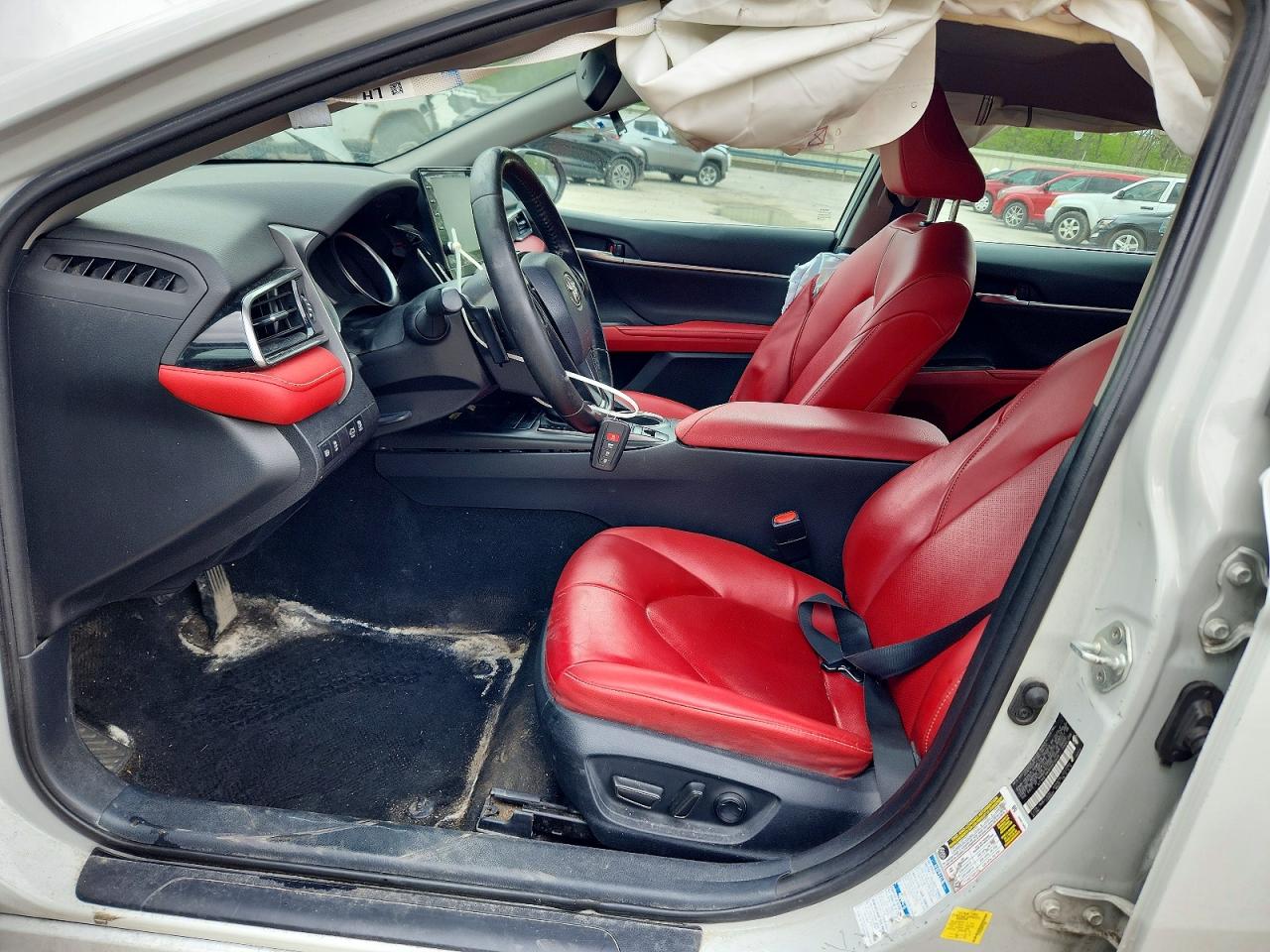 2023 TOYOTA CAMRY XSE photo 13