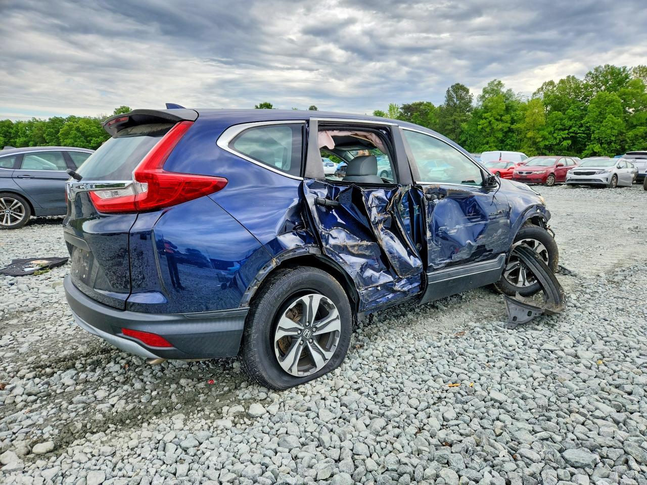 2018 HONDA CR-V LX photo 5
